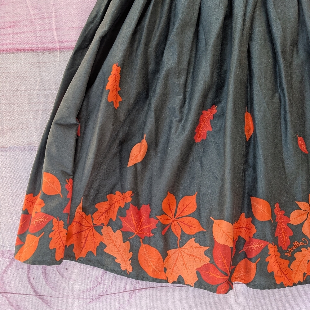 Collectif AMBER-LEA Autumn Leaves Vintage fit & flarw Dress Gown Rockabilly 10US - Picture 5 of 7